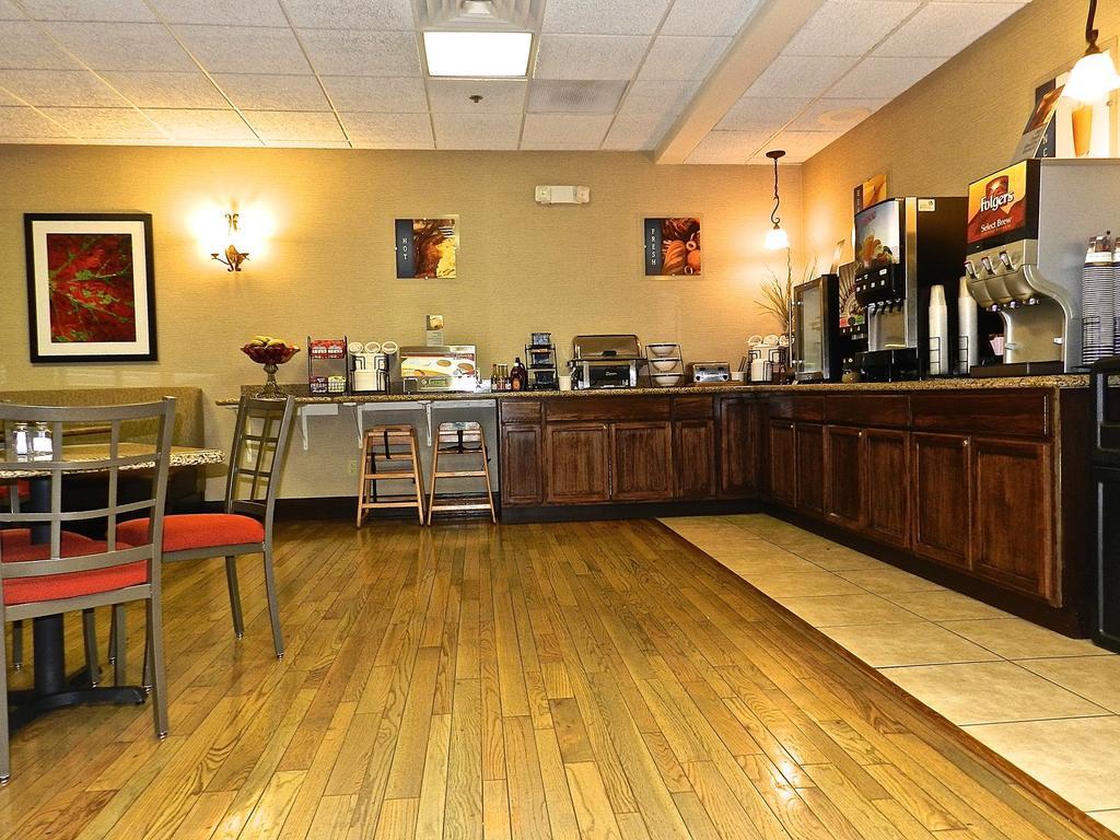 Best Western Park Hotel Warren Extérieur photo